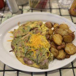 Build your own Omelette: four items - Pesto, cheddar, apple chicken sausage and ham.