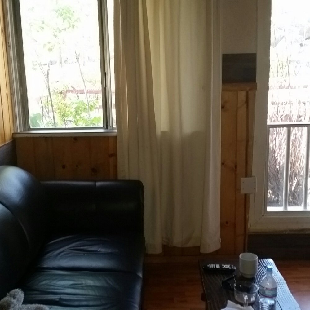 Cabins4less - Large living room windows beautiful view cabin #17 - Rafting/Kayaking Near Me - Big Bear Lake, California
