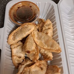 Fried beef dumpling