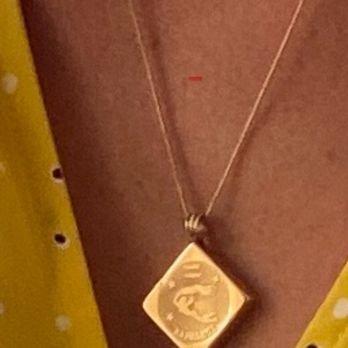 Honolulu Movers - Stolen necklace set aside in items instructed not to pack - Movers Near Me Honolulu Movers - Stolen necklace set aside in items instructed not to pack - Movers Near Me