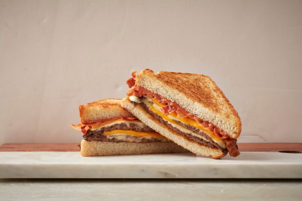 Freddy's Frozen Custard & Steakburgers by null