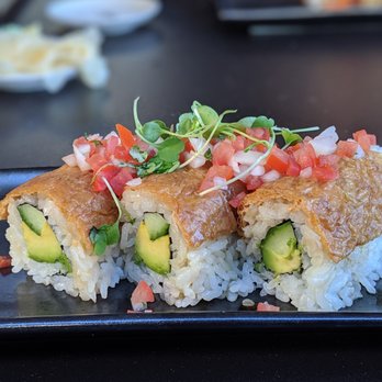 Mikuni - Saving Nemo Roll (So delicious) - Japanese Near Me - Concord, California Mikuni - Saving Nemo Roll (So delicious) - Japanese Near Me - Concord, California