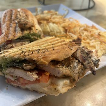 Leoné Café - Chicken Caprese Panini - Breakfast & Brunch Near Me - Las Vegas, Nevada Leoné Café - Chicken Caprese Panini - Breakfast & Brunch Near Me - Las Vegas, Nevada