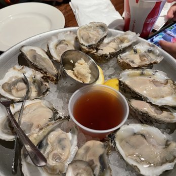 Biggie's - East Coast Oysters on the Half Shell - Seafood Near Me - Carlstadt, New Jersey