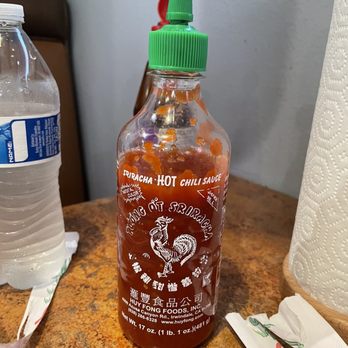 Fresh Bowl - They put fake sriracha in the real sriracha bottle lol - Vietnamese Near Me - Austin, Texas Fresh Bowl - They put fake sriracha in the real sriracha bottle lol - Vietnamese Near Me - Austin, Texas