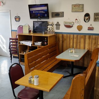 Dimitris Farmer's Market Restaurant - Breakfast & Brunch Near Me - Pompano Beach, Florida