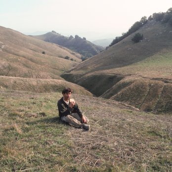Las Trampas Regional Wilderness - This is me (Tom Brody) near top of west ridge of Las Trampas. - Parks Near Me - San Ramon, California Las Trampas Regional Wilderness - This is me (Tom Brody) near top of west ridge of Las Trampas. - Parks Near Me - San Ramon, California