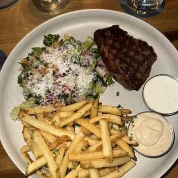 Cactus Club Cafe - Steak frites with truffle fries - Cocktail Bars Near Me - Boston, Massachusetts