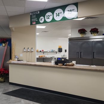 Pizza King Lacrosse - the front counter of the restaurant - Pizza Near Me - La Crosse, Wisconsin Pizza King Lacrosse - the front counter of the restaurant - Pizza Near Me - La Crosse, Wisconsin