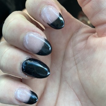 Lish Nail Salon - Pointer finger weird bleeding on each side for the tip and uneven tip color for every nail. - Day Spas Near Me - Peoria, Arizona