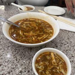 Hot and Sour Soup / 酸辣湯