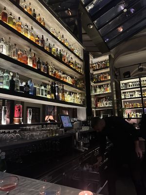 Locale Firenze by null