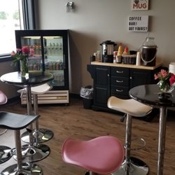 Kami's Kakez - Inside bakery.