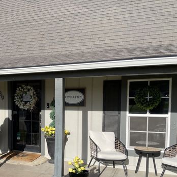 Tiverton Bakeshop - Front porch of Tiverton. Nice place for a cup of coffee and their wonderful pastries! - Bakeries Near Me - Ovilla, Texas Tiverton Bakeshop - Front porch of Tiverton. Nice place for a cup of coffee and their wonderful pastries! - Bakeries Near Me - Ovilla, Texas