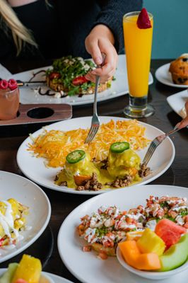 Broken Yolk Cafe by null