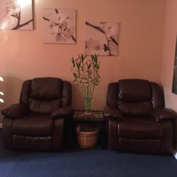 Lounge at the Zen & Relax SPA