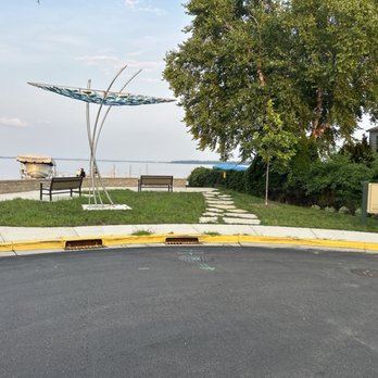 Lake Street Park - Parks Near Me - Middleton, Wisconsin Lake Street Park - Parks Near Me - Middleton, Wisconsin
