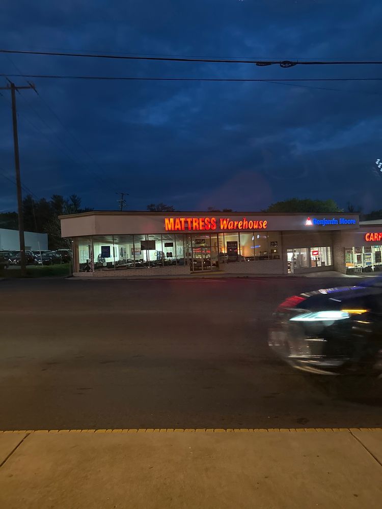 MATTRESS WAREHOUSE Updated October 2024 21 Photos & 39 Reviews 11002 Lee Hwy, Fairfax