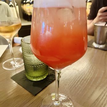 Granger's - Mocktail: Dot Dot Seurat - Seafood Near Me - Houston, Texas Granger's - Mocktail: Dot Dot Seurat - Seafood Near Me - Houston, Texas