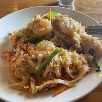 Rustic Barn Restaurant - Shrimp Pad Thai - Thai Near Me - Danville, Virginia Rustic Barn Restaurant - Shrimp Pad Thai - Thai Near Me - Danville, Virginia
