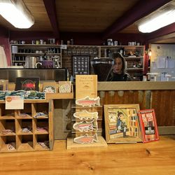 Dudley's Bookshop Cafe