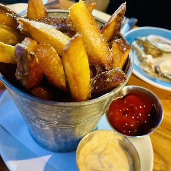 Alici Oyster Bar - Truffle Fries - Seafood Near Me - Atlanta, Georgia Alici Oyster Bar - Truffle Fries - Seafood Near Me - Atlanta, Georgia