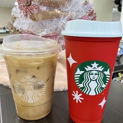 Iced Sugar Cookie Almondmilk Latte & free holiday cup!