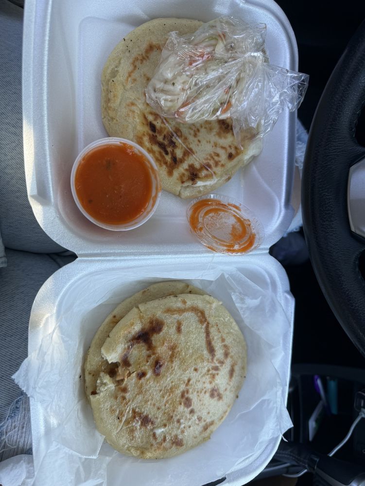 ADAMARY’S RESTAURANTE Y PUPUSERIA Updated September 2024 29 Photos