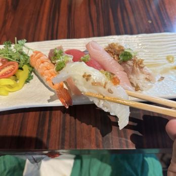 Mama M Sushi - Japanese Near Me - Pasadena, California Mama M Sushi - Japanese Near Me - Pasadena, California