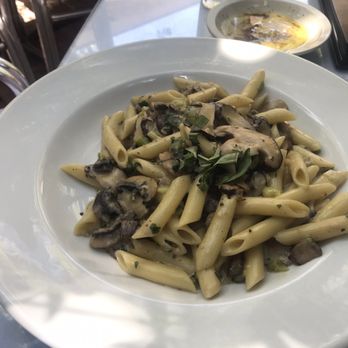 Della Santina's - Peeve con funghi - Italian Near Me - Sonoma, California Della Santina's - Peeve con funghi - Italian Near Me - Sonoma, California