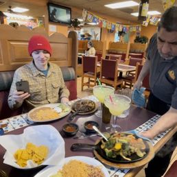 Steak Fajitas, Vegetarian Fajitas [totally VEGAN & gluten free!!!], & Margaritas on the Rocks delivered by Alfonzo himself!!!