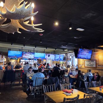 Twin Peaks - New American Near Me - Columbus, Ohio Twin Peaks - New American Near Me - Columbus, Ohio