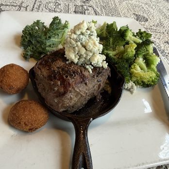 Palmetto Oyster House - Delicious steak with blue cheese topping. - Seafood Near Me - Sumter, South Carolina Palmetto Oyster House - Delicious steak with blue cheese topping. - Seafood Near Me - Sumter, South Carolina