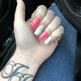 Extreme Nails & Spa - Nail Salons Near Me - Westborough, Massachusetts