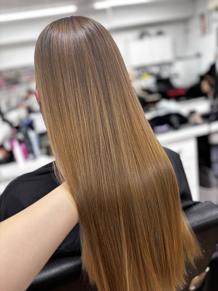 Aloha Hair & Nail Logo