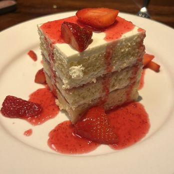 LongHorn Steakhouse - Strawberries & Cream Shortcake - Steakhouses Near Me - Midvale, Utah LongHorn Steakhouse - Strawberries & Cream Shortcake - Steakhouses Near Me - Midvale, Utah