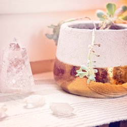 Body Mechanix Massage - Crystals, oils, plants, and good energy adorn our spaces.