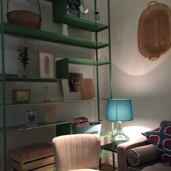 Fit Food - Super cute interior - Health Markets Near Me - Madrid, M