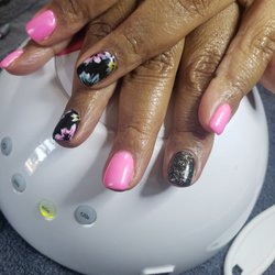 Robin Holcomb's Nail Designs