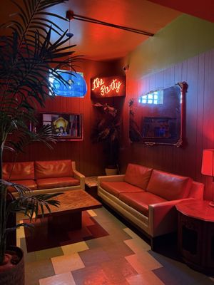 The Royal Blue by null