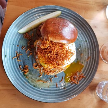 Mott St - Burger with egg - Asian Fusion Near Me - Chicago, Illinois