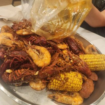 Grab A Crab - Combo For 2 Crawfish (Frozen) (1 Lb) Shrimp (Head On) - Seafood Near Me - Hacienda Heights, California