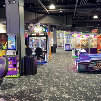 Tilted 10 - Gaming area - Arcades Near Me - Willow Grove, Pennsylvania