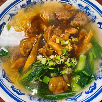 Lam's Kitchen - Beef flank and tendon noodle - Noodles Near Me - Honolulu, Hawaii Lam's Kitchen - Beef flank and tendon noodle - Noodles Near Me - Honolulu, Hawaii