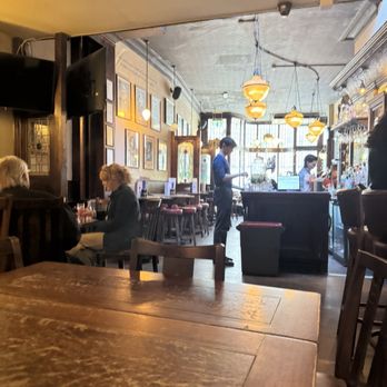 Buckingham Arms - Inside - Pubs Near Me - Westminster, XGL Buckingham Arms - Inside - Pubs Near Me - Westminster, XGL