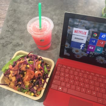 Green Tomato Grill - Crispy tofu bowl (large) & pineapple berry lemonade (reg) - New American Near Me - Orange, California Green Tomato Grill - Crispy tofu bowl (large) & pineapple berry lemonade (reg) - New American Near Me - Orange, California