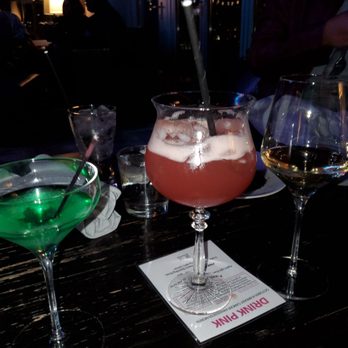 VU Rooftop - Lounges Near Me - Chicago, Illinois