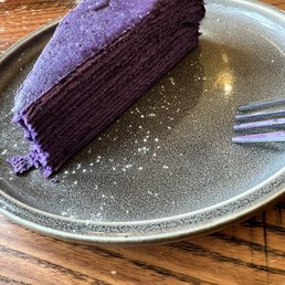 Ube Crepe Cake / 紫薯千层蛋糕 Ube Crepe Cake / 紫薯千层蛋糕