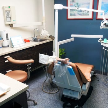 Gibson Dental, Inc - patient room - General Dentistry Near Me - North Miami, Florida Gibson Dental, Inc - patient room - General Dentistry Near Me - North Miami, Florida