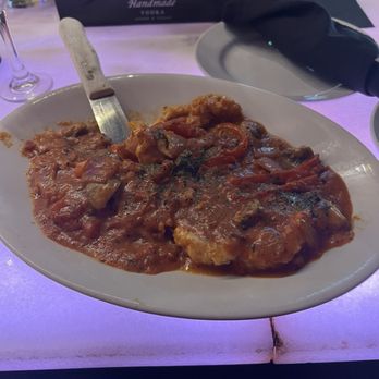 Avicolli's Coal Fire - Chicken Cacciatore - Pizza Near Me - Fayetteville, New York